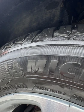 VW Golf 5 - 3500 € / 6845.40 лв. - 48563143 9