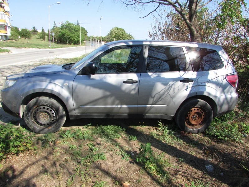 Subaru Forester 2.0D, снимка 7 - Автомобили и джипове - 41758208