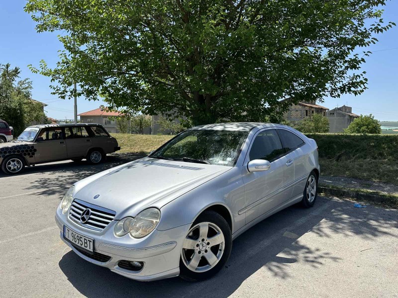 Mercedes-Benz C 220 2.2, снимка 1 - Автомобили и джипове - 46353587