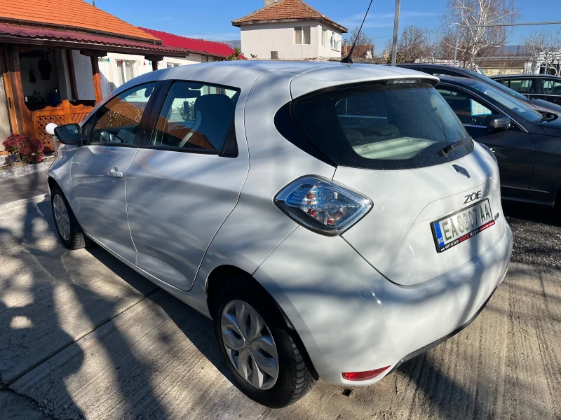 Renault Zoe 42KW, снимка 4 - Автомобили и джипове - 47792913