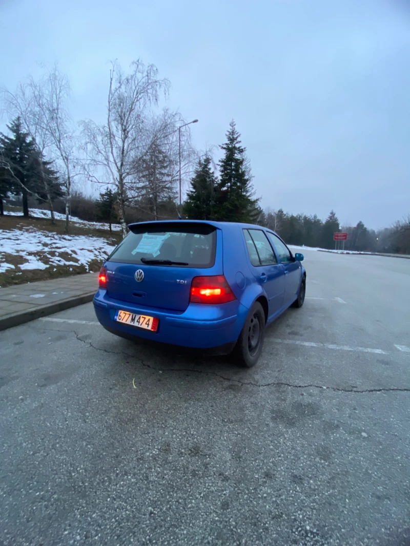 VW Golf 1.9 TDI, снимка 5 - Автомобили и джипове - 48490592