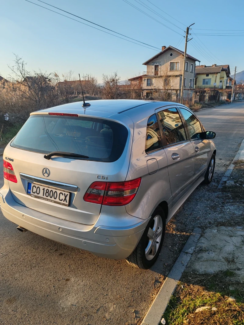 Mercedes-Benz B 200, снимка 4 - Автомобили и джипове - 49471245