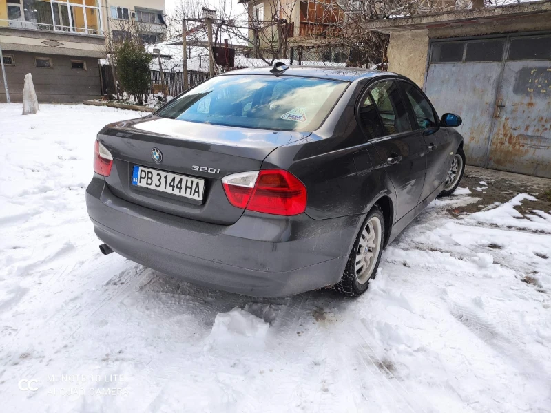 BMW 320, снимка 2 - Автомобили и джипове - 49504838