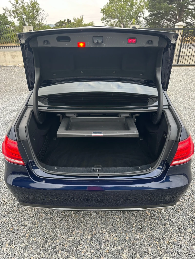 Mercedes-Benz E 350 4MATIC, снимка 6 - Автомобили и джипове - 51671486