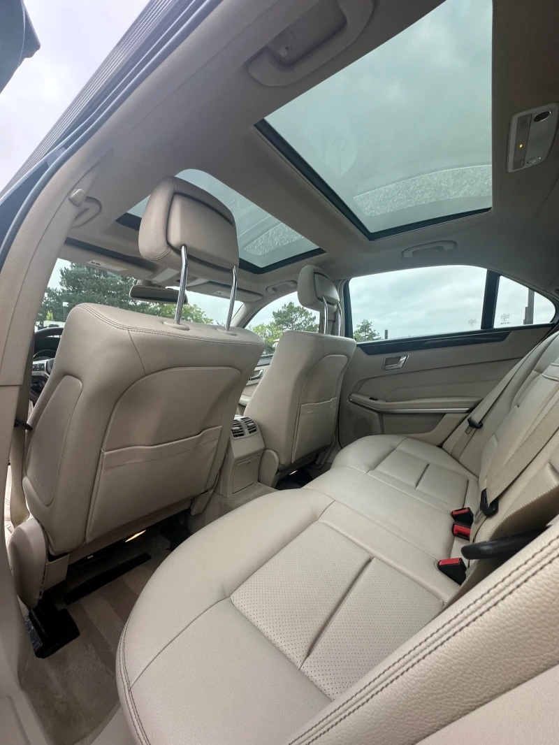 Mercedes-Benz E 350 4MATIC, снимка 9 - Автомобили и джипове - 51671486