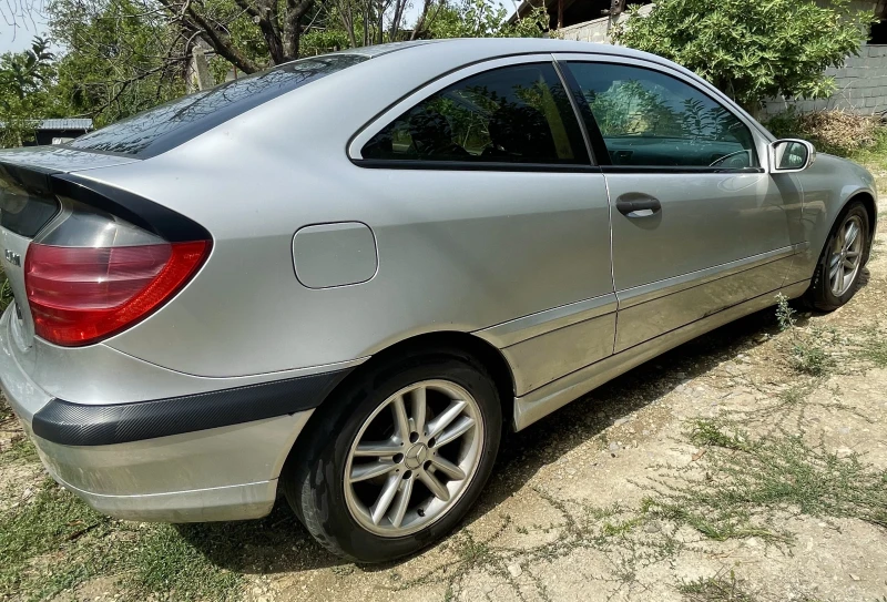 Mercedes-Benz C 220 CL203, снимка 5 - Автомобили и джипове - 51781003