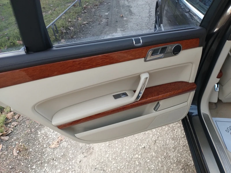 VW Phaeton 3.6 VR6 ГАЗ LONG FACE LIFT INDIVIDUAL 4 MOTION , снимка 11 - Автомобили и джипове - 52335825