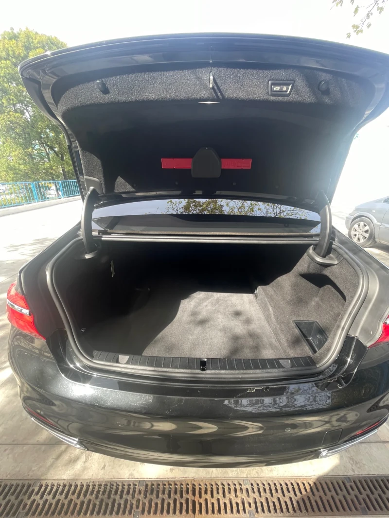 BMW 740 LD XDrive , снимка 10 - Автомобили и джипове - 52629319