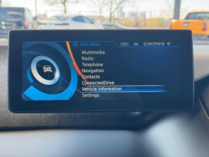 BMW i3, снимка 8 - Автомобили и джипове - 52632572