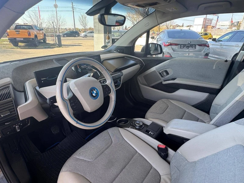 BMW i3, снимка 15 - Автомобили и джипове - 52632572