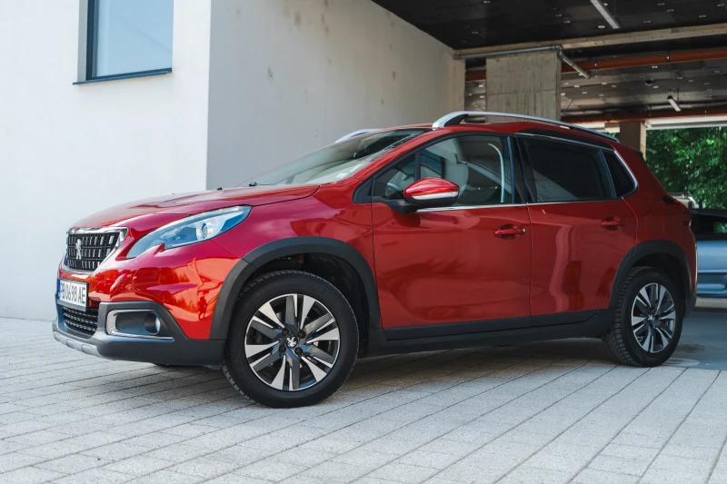 Peugeot 2008 1.2 automat, снимка 2 - Автомобили и джипове - 52725161