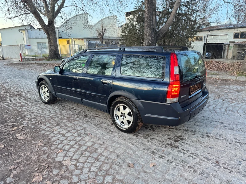Volvo Xc70, снимка 4 - Автомобили и джипове - 52851332