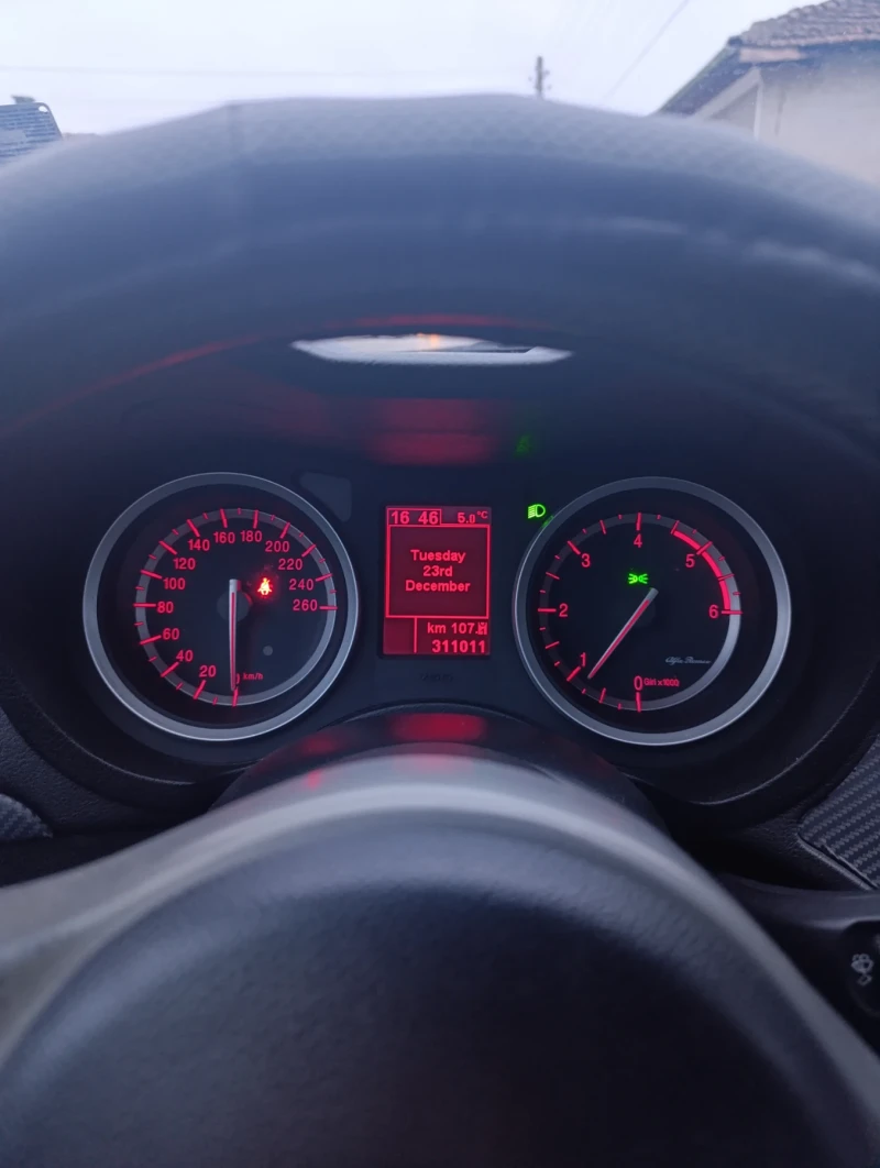 Alfa Romeo 159 sportwagon 1.9 JTD 120, снимка 7 - Автомобили и джипове - 52887806