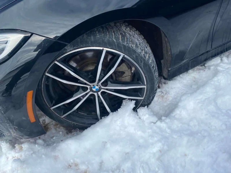 BMW 330 * 330i xDrive * CARFAX * ЦЕНА ДО БГ, снимка 12 - Автомобили и джипове - 53534578