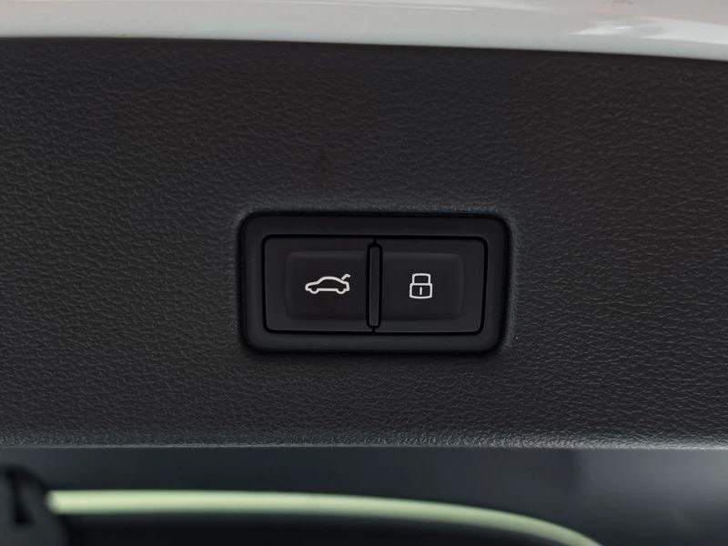 Audi A7 3.0 DLZ Automatic, снимка 17 - Автомобили и джипове - 55722399