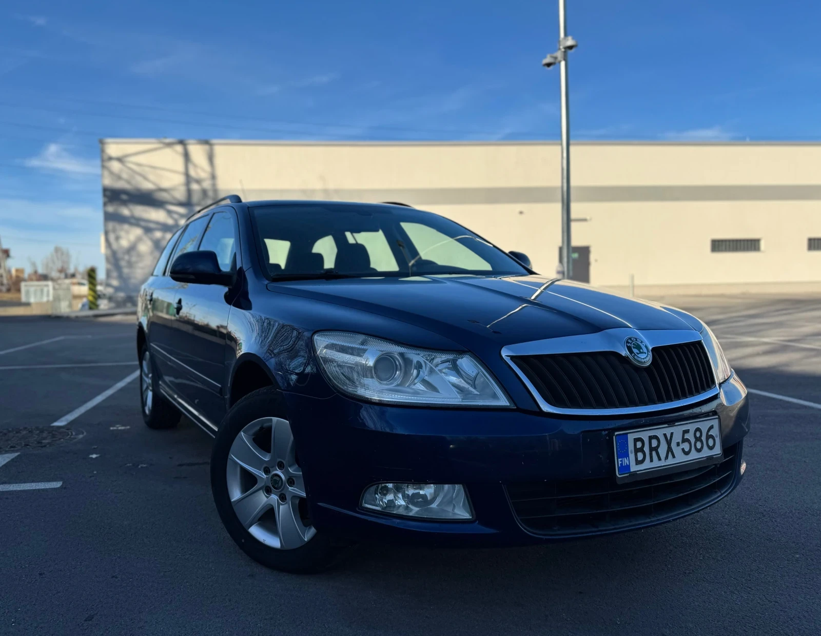 Skoda Octavia 1.6 TDI 4x4 - изображение 2