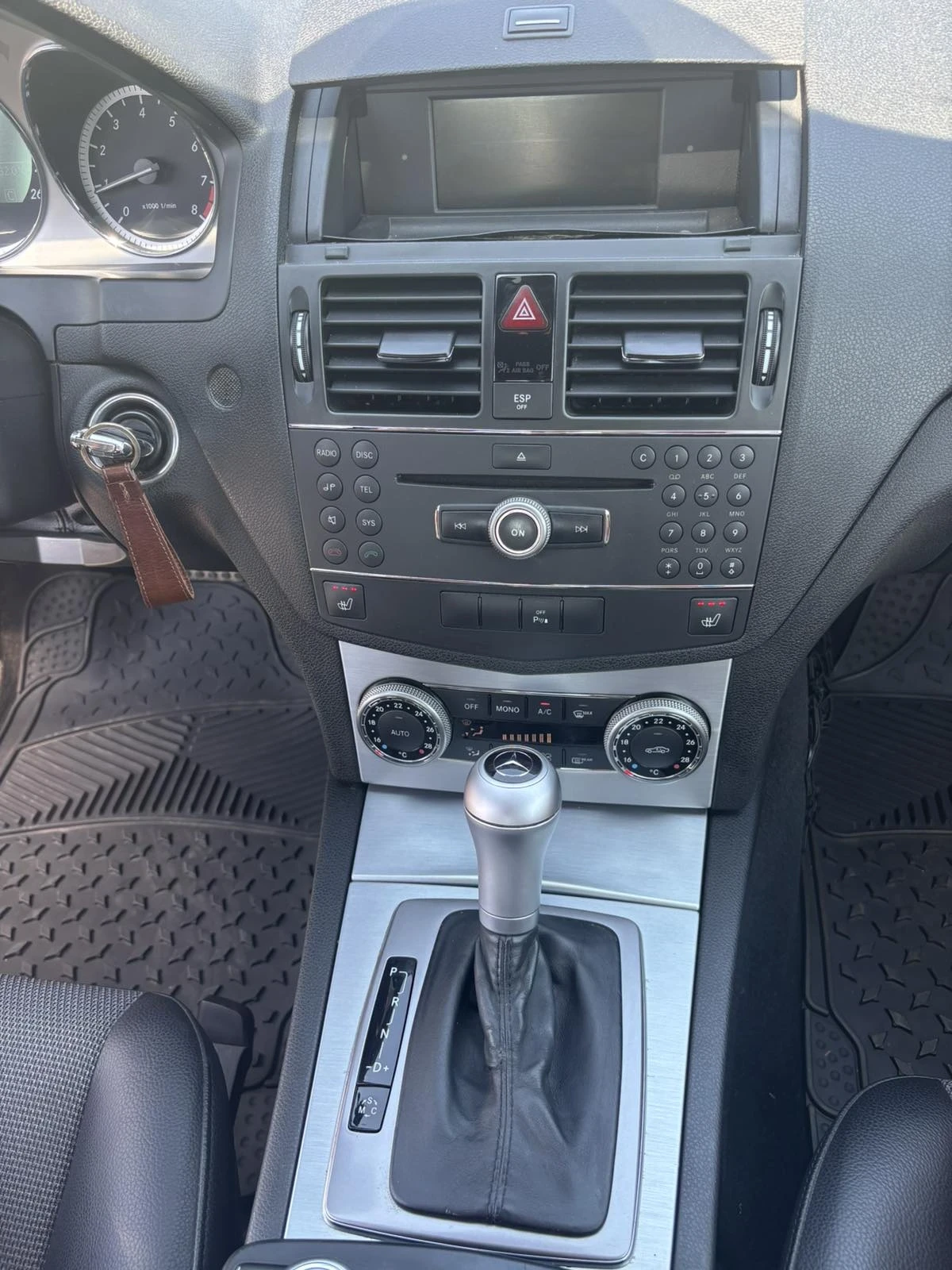 Mercedes-Benz C 200 C200 - изображение 3