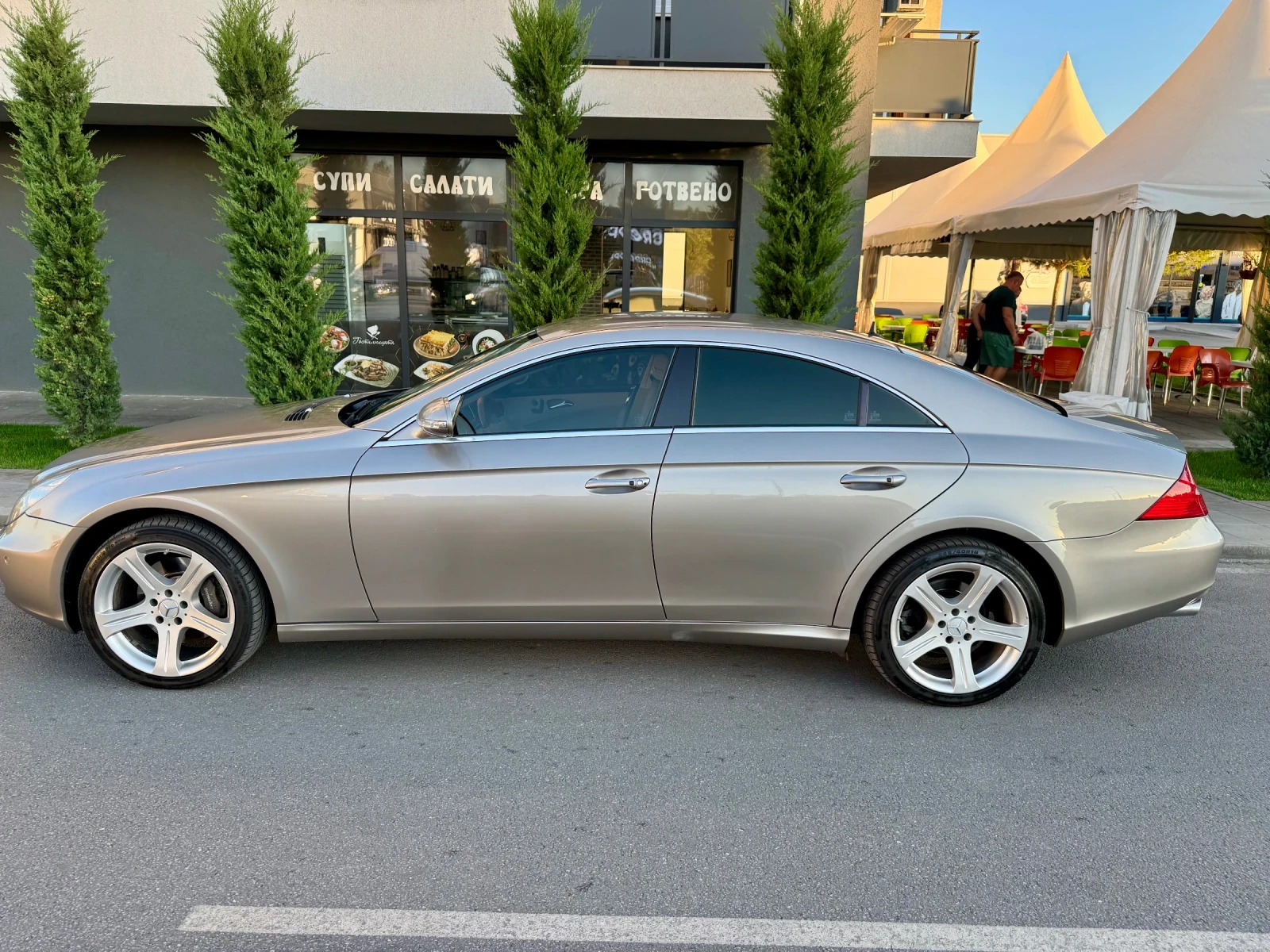 Mercedes-Benz CLS 500  - изображение 2