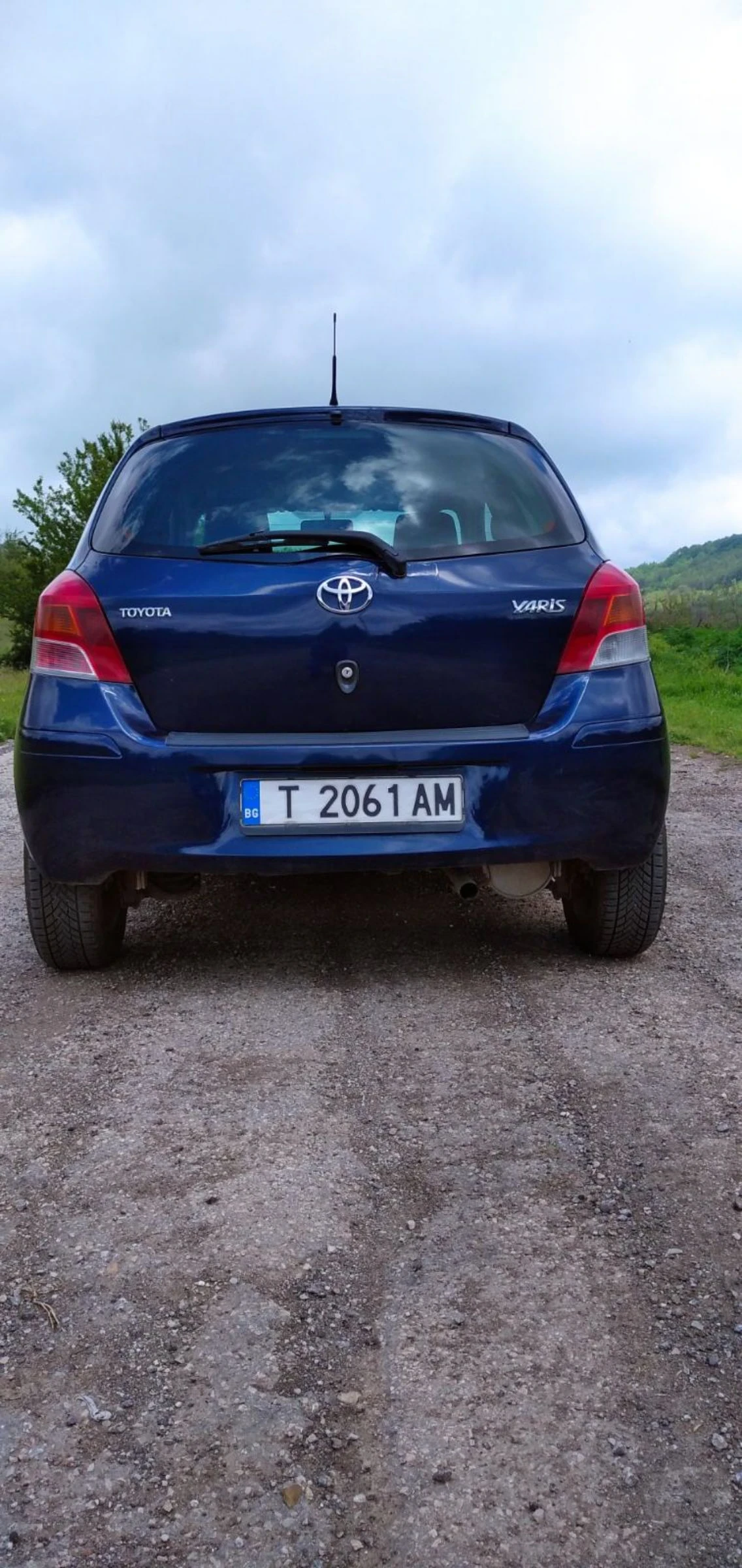 Toyota Yaris 1.33 - изображение 2