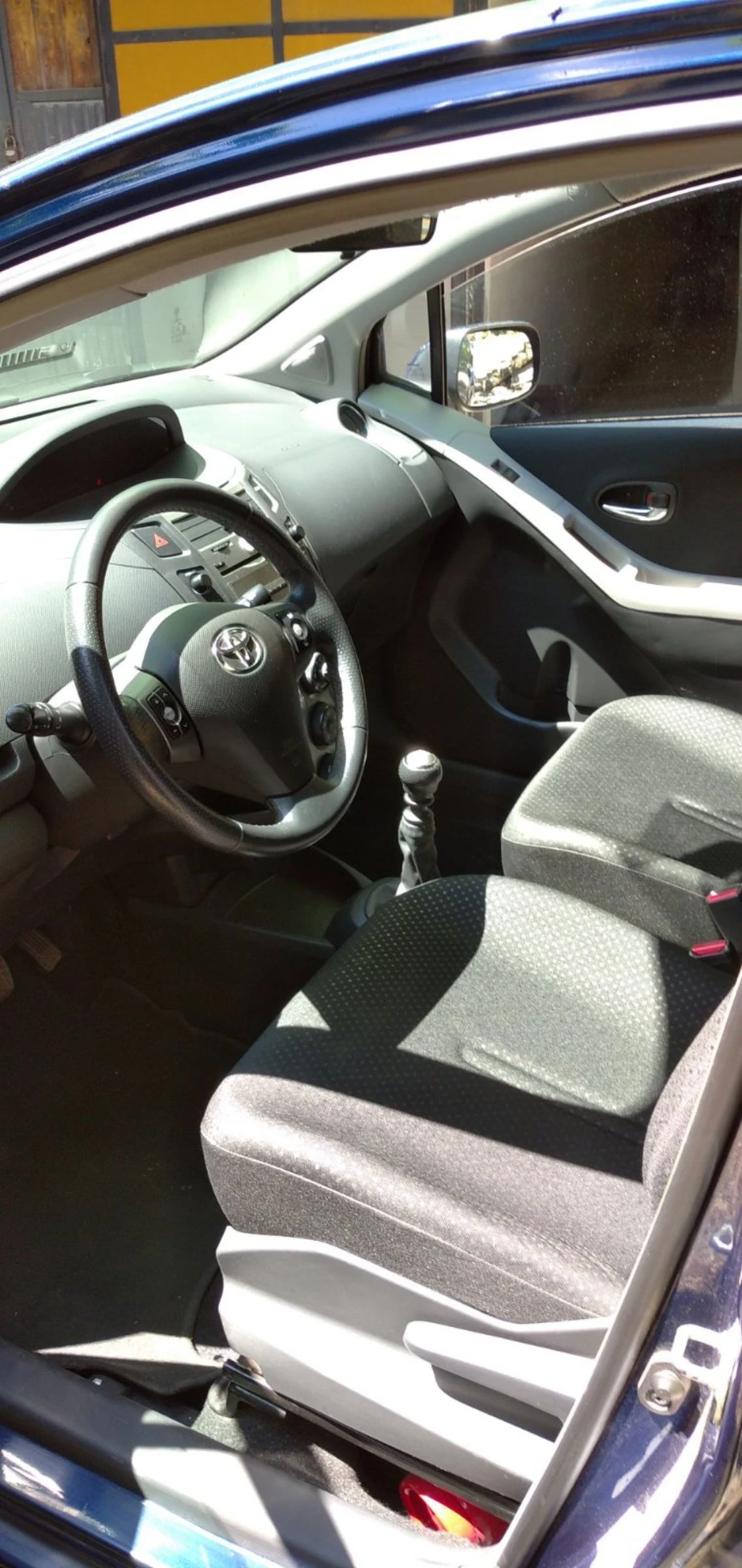 Toyota Yaris 1.33 - изображение 7