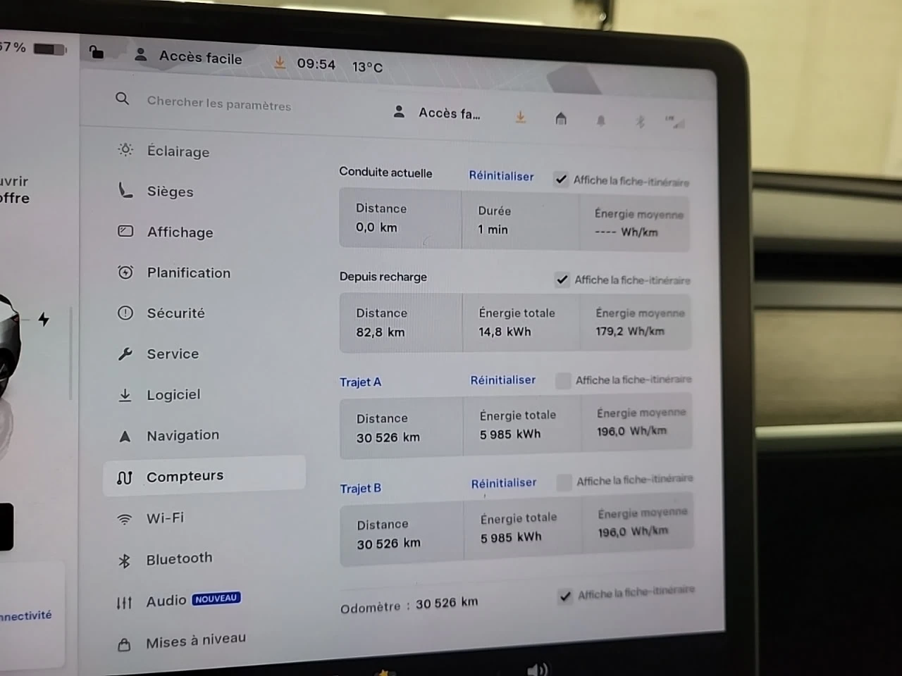 Tesla Model Y * АВТО КРЕДИТ* ЦЕНА ДО БГ * CARFAX *  - изображение 10