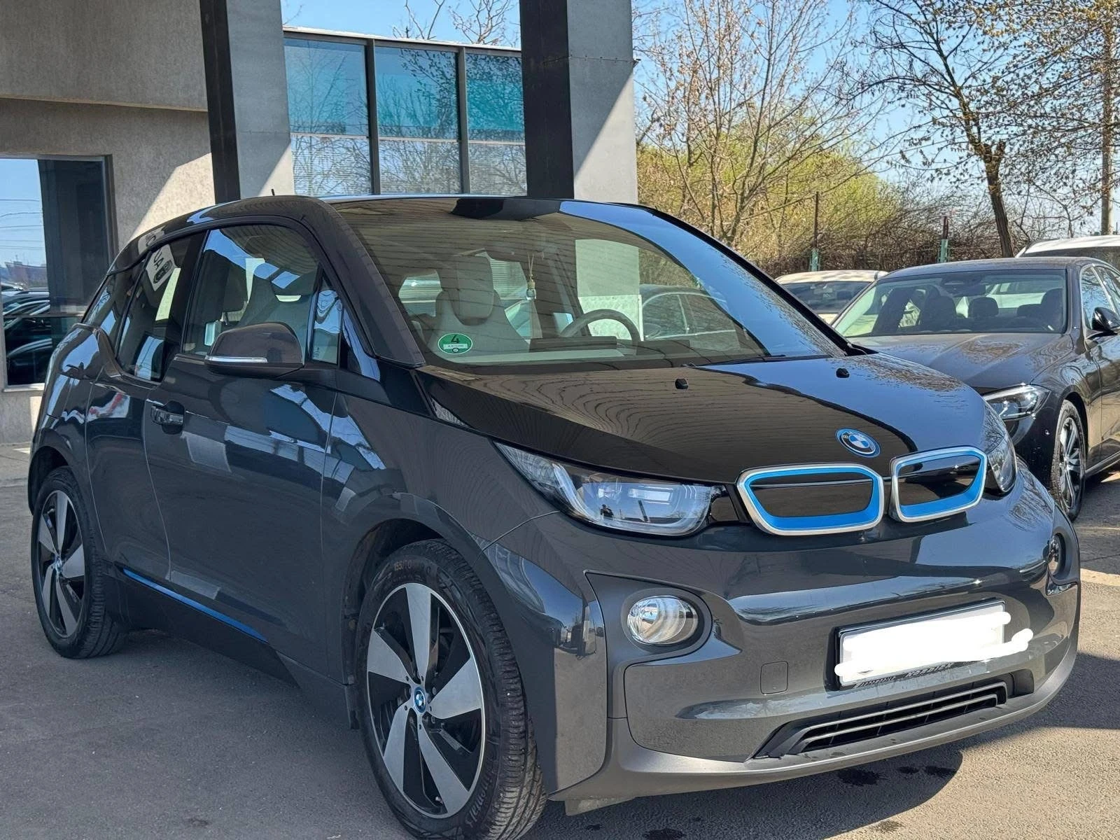 BMW i3  - изображение 4