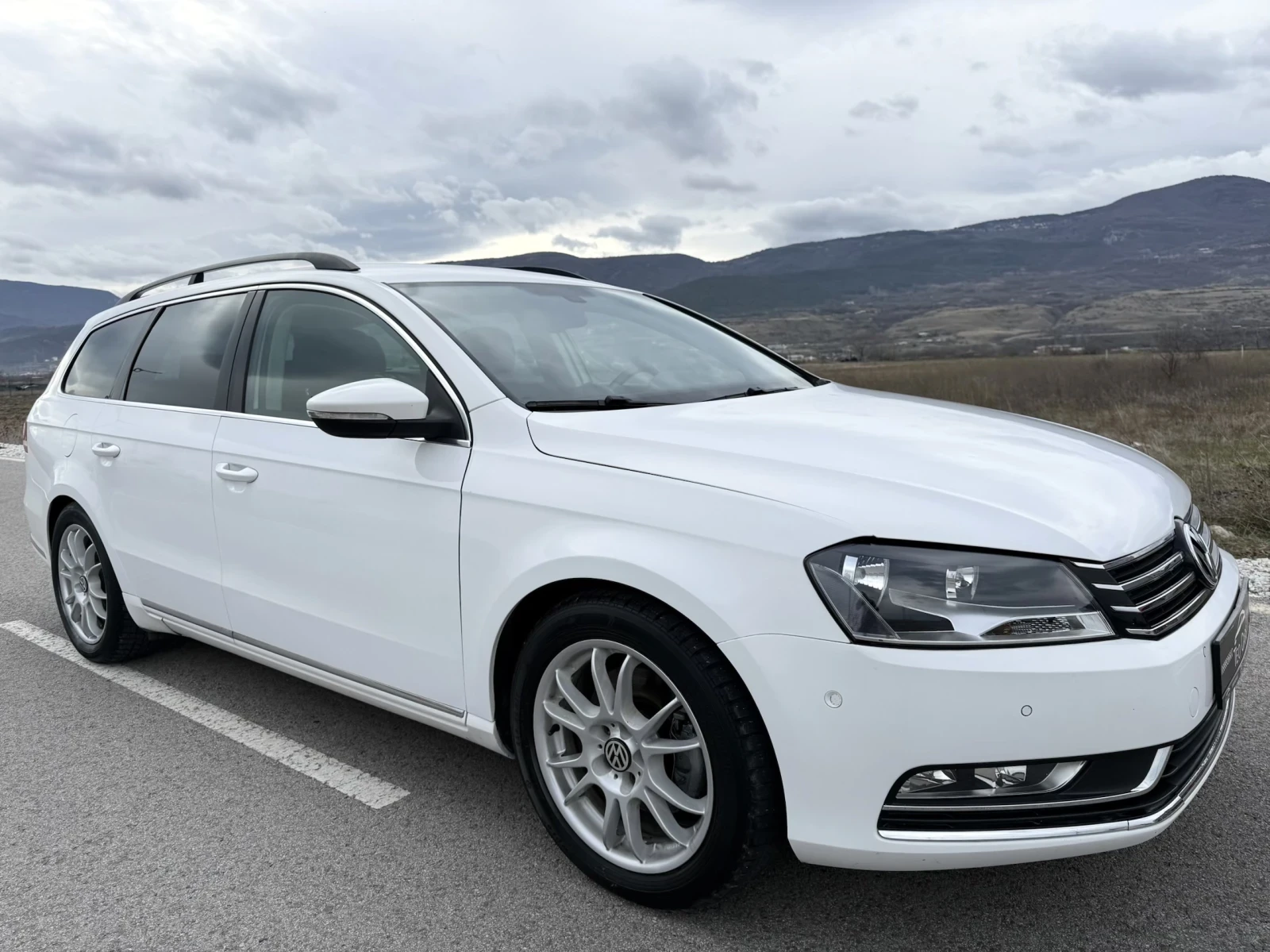 VW Passat 2.0 TDI / 4MOTION / NAVI / PARKTRONIC / AVTOPILOT | Mobile.bg � ����������� 1