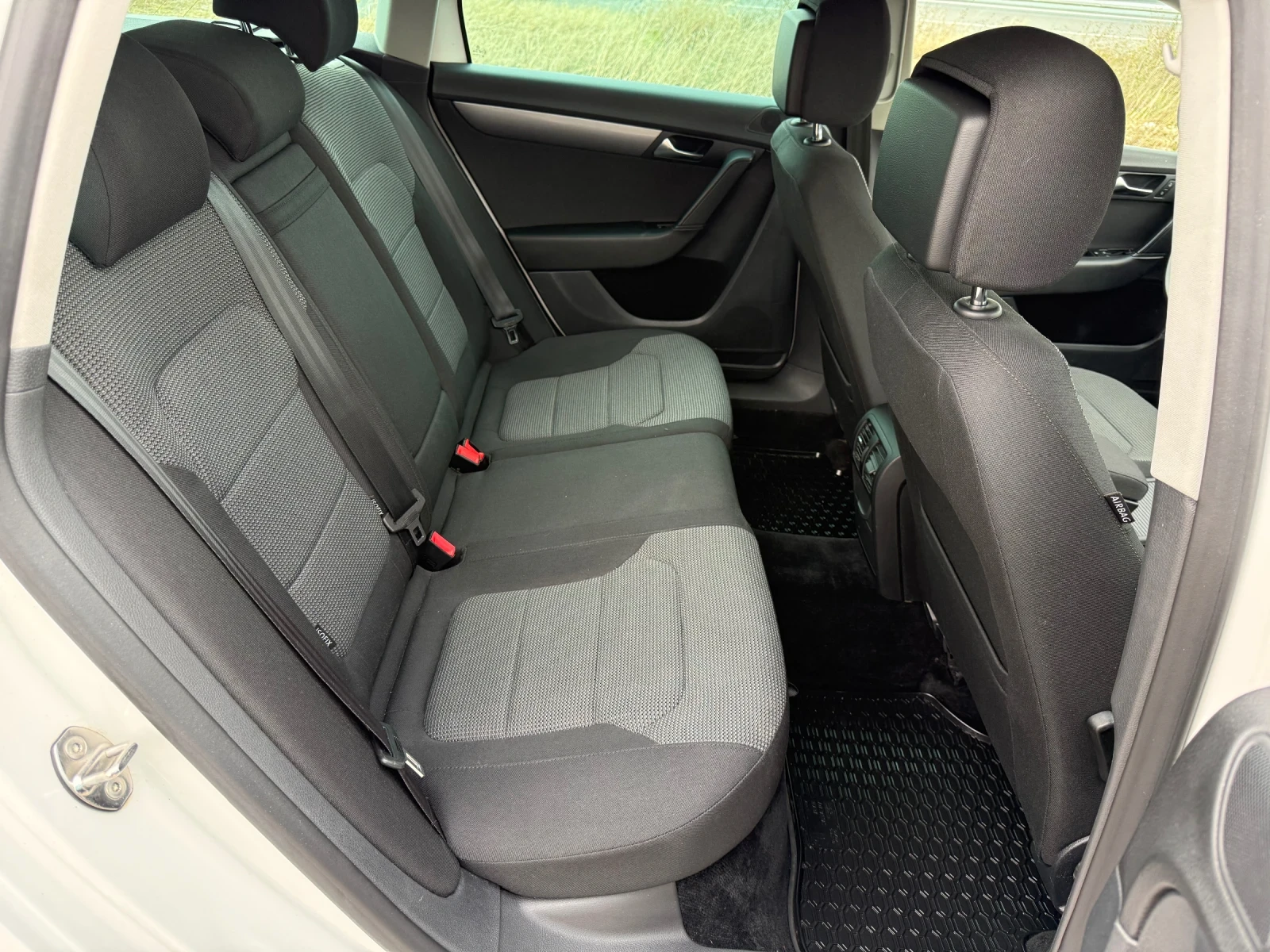 VW Passat 2.0 TDI / 4MOTION / NAVI / PARKTRONIC / AVTOPILOT | Mobile.bg � ����������� 13