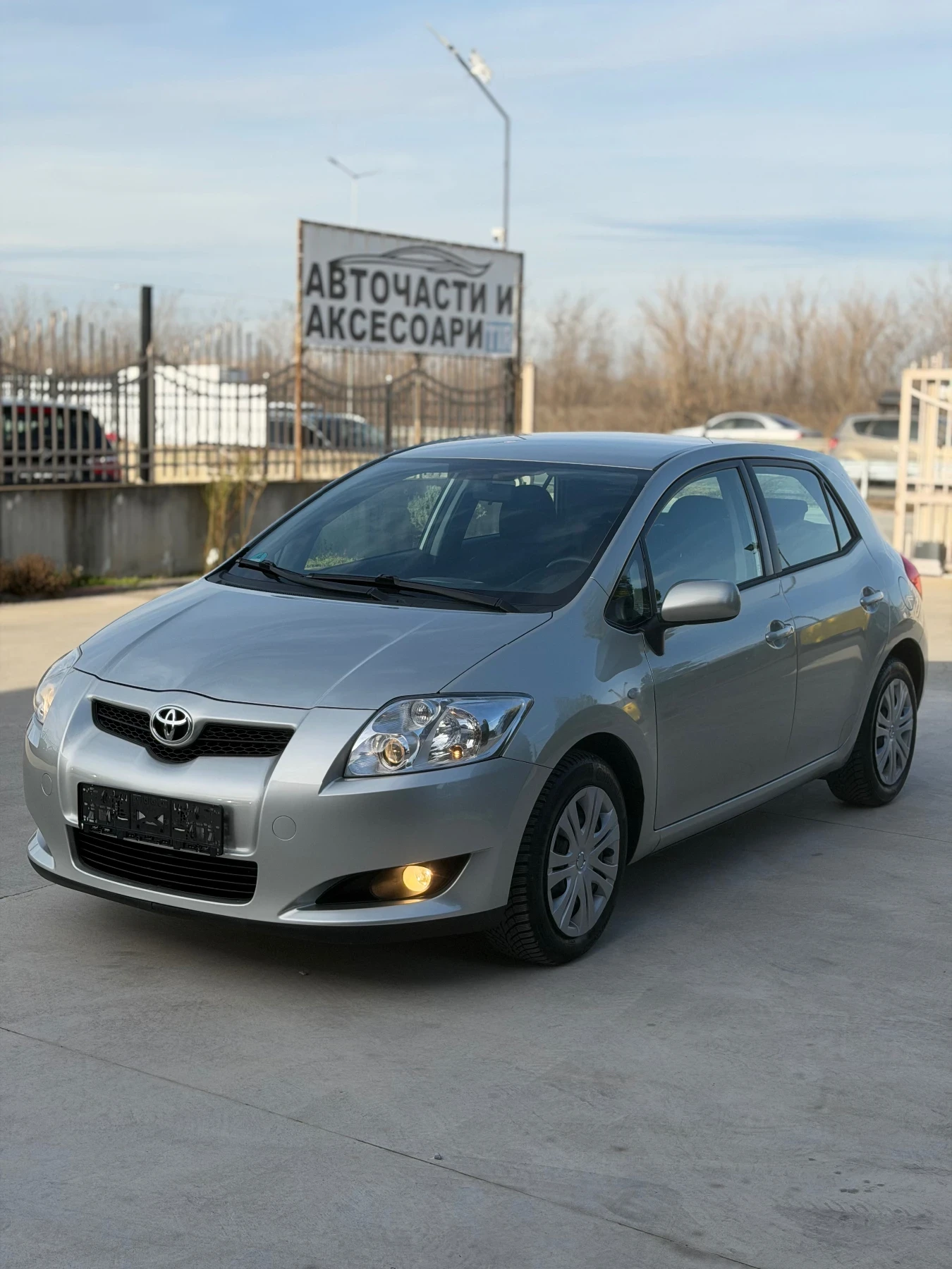 Toyota Auris 1.6/132��/��������/����������� | Mobile.bg � ����������� 1