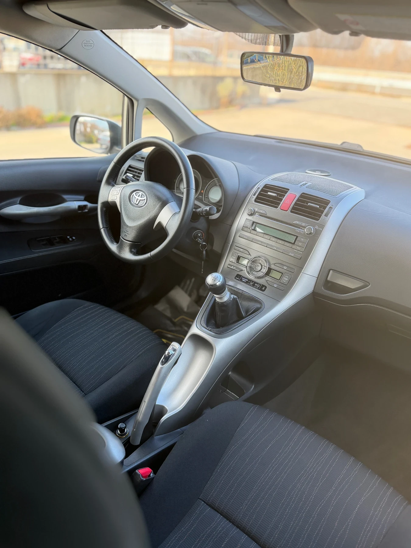 Toyota Auris 1.6/132кс/Германия/Климатроник - изображение 7
