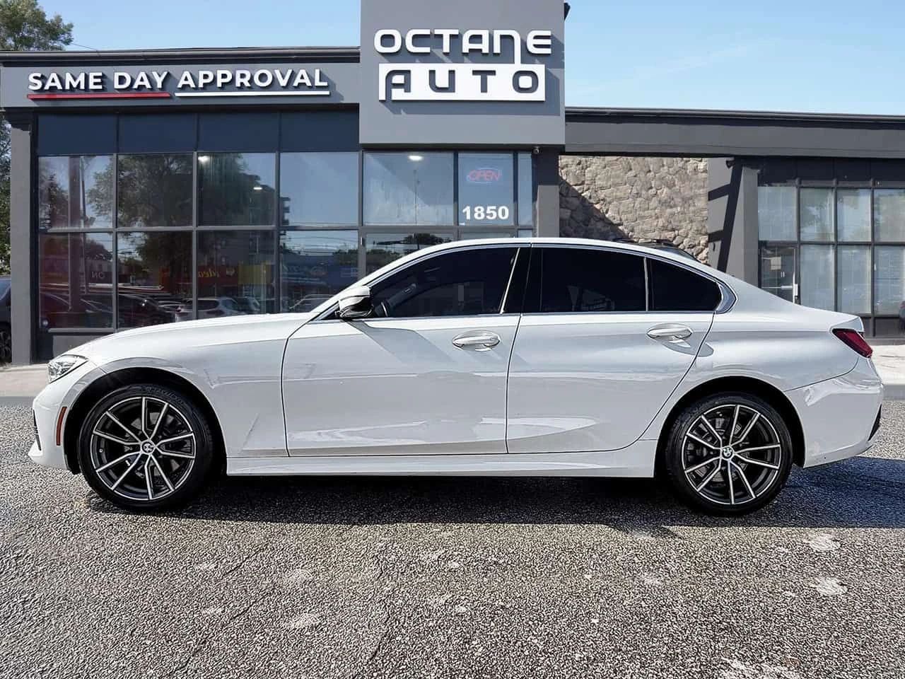 BMW 330 * xDrive * CARFAX * ЦЕНА ДО БГ - изображение 3