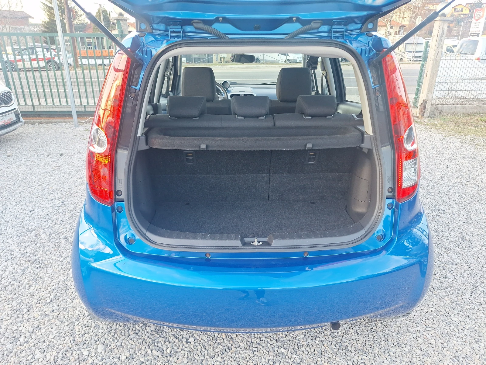 Suzuki Splash 1.3 86ks Avtomat!, снимка 9 - Автомобили и джипове - 53785786