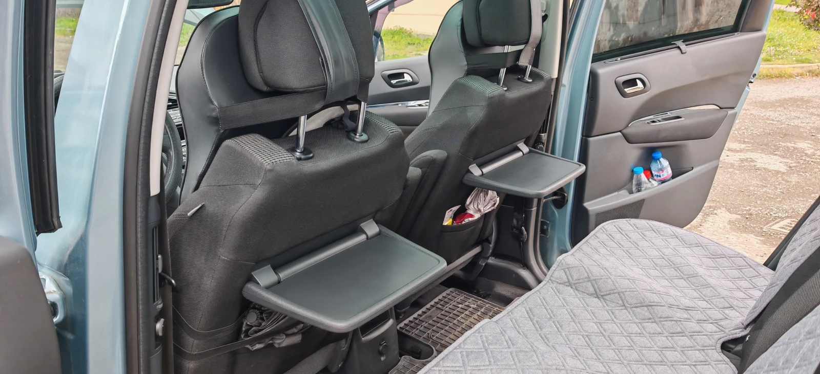 Peugeot 5008, снимка 11 - Автомобили и джипове - 53935283