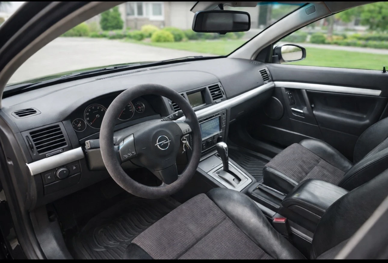 Opel Vectra GTS, снимка 2 - Автомобили и джипове - 54116304