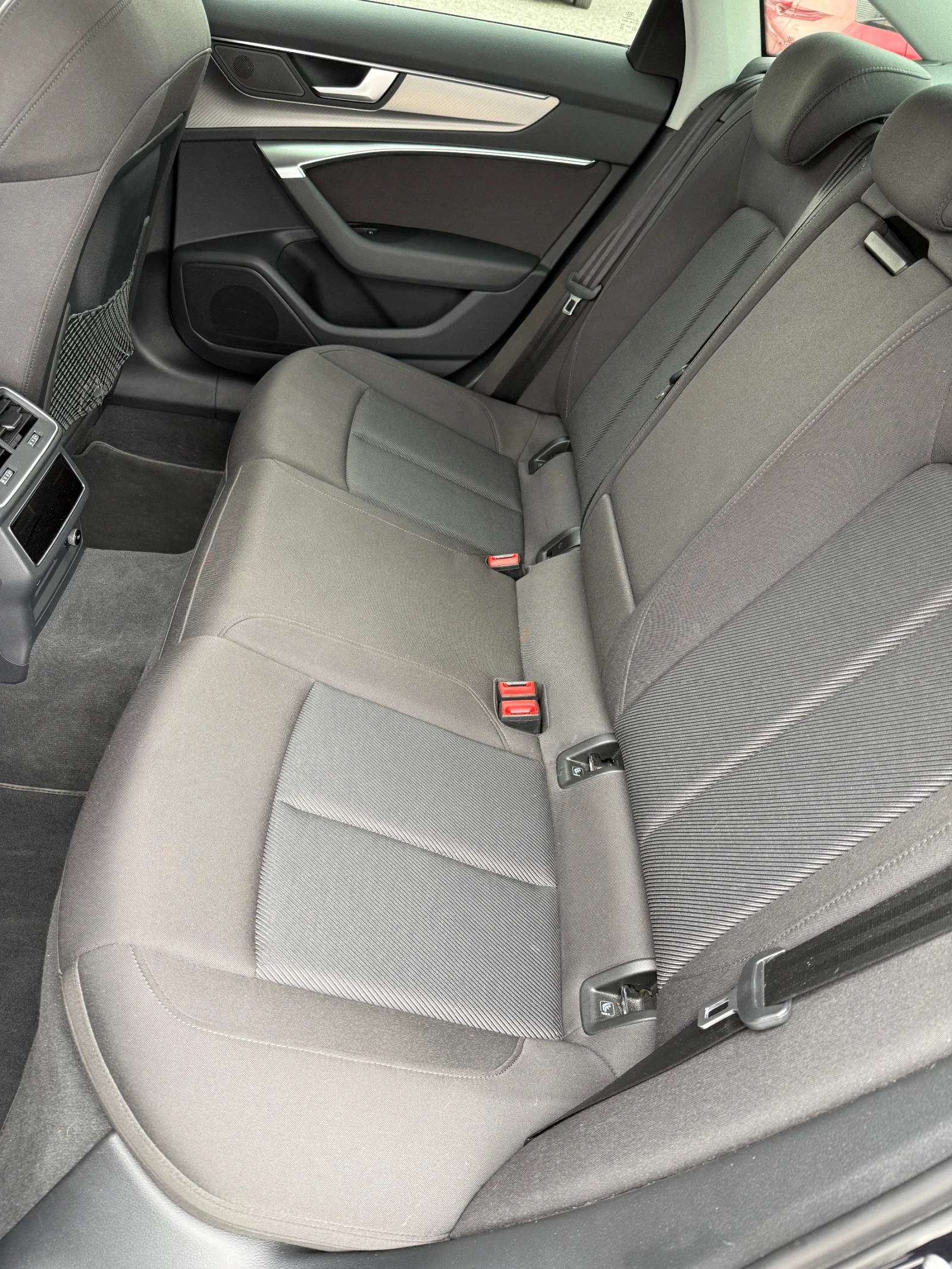 Audi A6 2.0 TDI 204 К.С РЕАЛНИ КИЛОМЕТРИ!, снимка 10 - Автомобили и джипове - 54218813