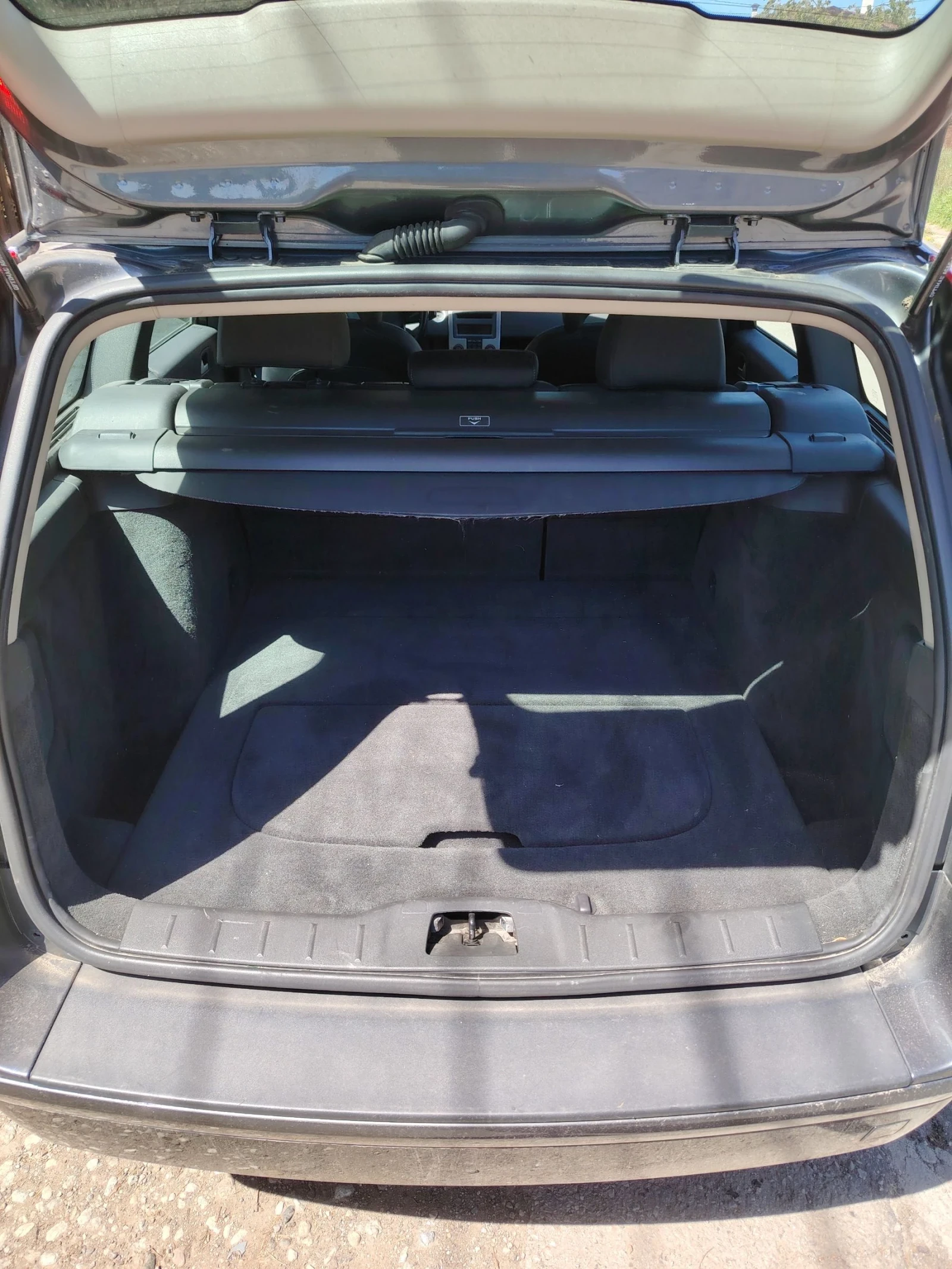 Volvo V50 2.0D 136к.с., снимка 14 - Автомобили и джипове - 54331010