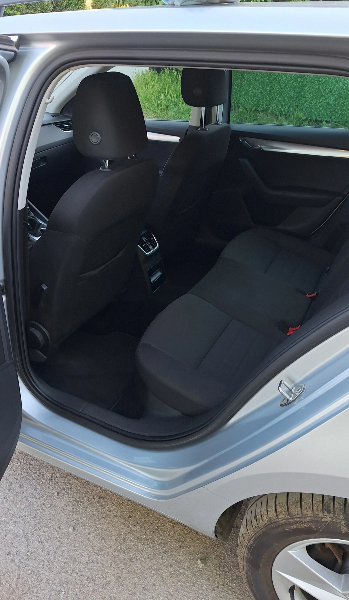 Skoda Octavia 2.0tdi 150кс 4x4 Ръчни 6 скорости, снимка 6 - Автомобили и джипове - 54557515