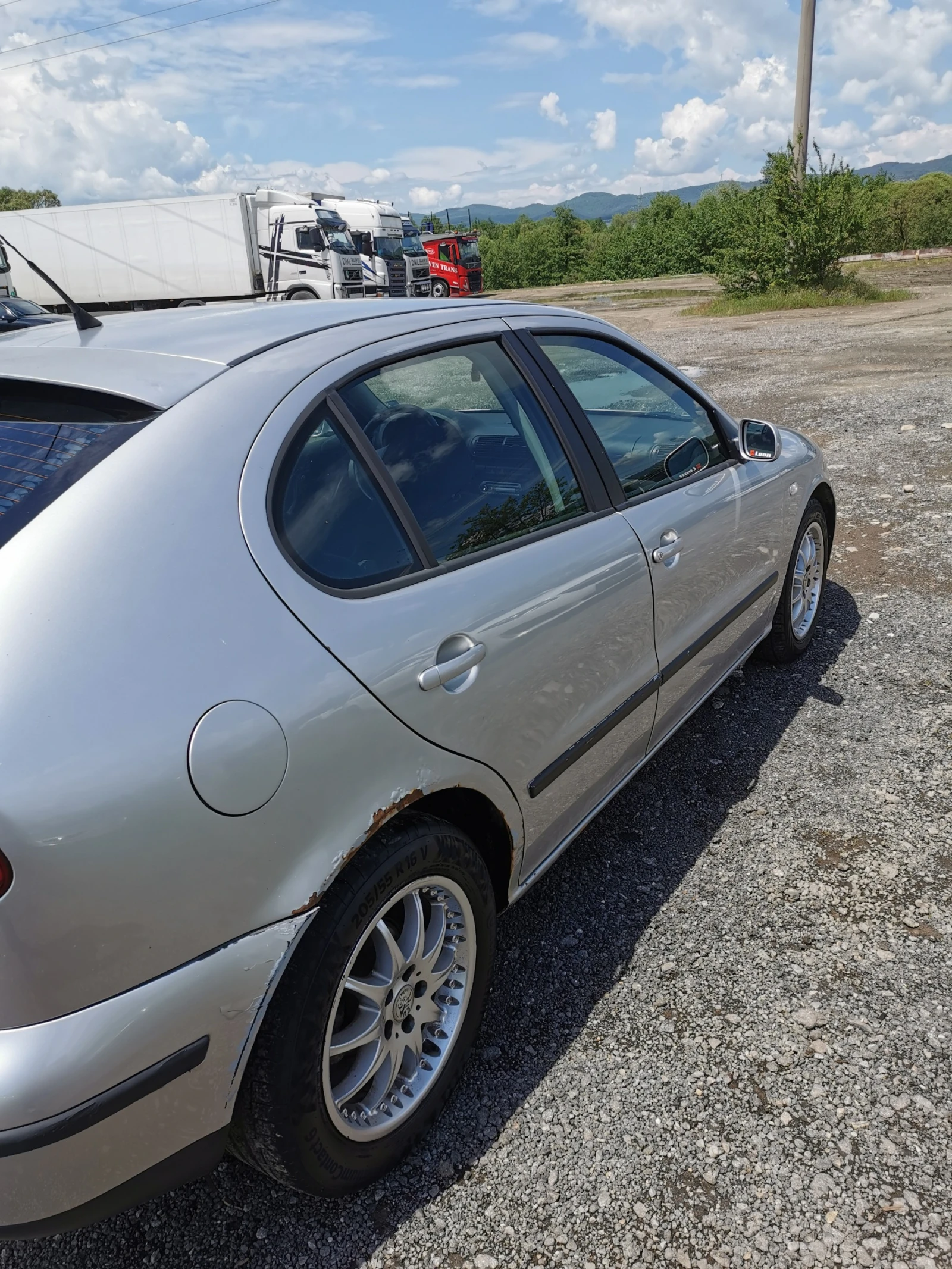 Seat Leon, снимка 5 - Автомобили и джипове - 54681326