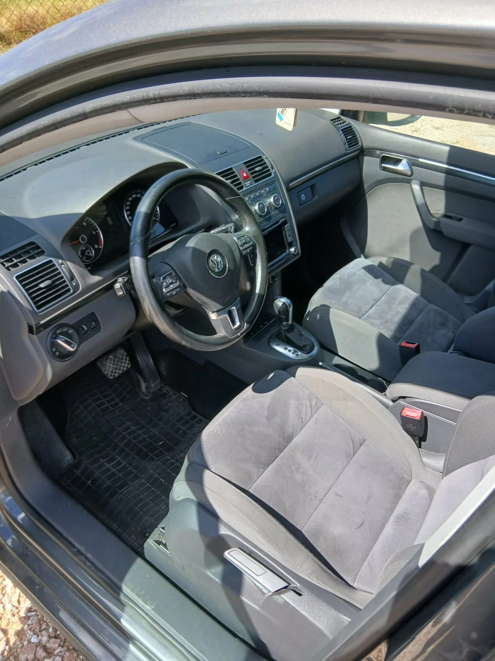VW Touran VW Touran FULL LED PANO , снимка 7 - Автомобили и джипове - 55167090