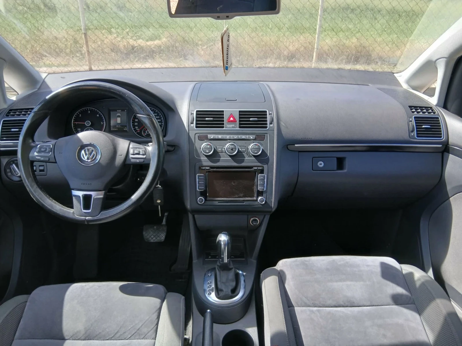 VW Touran VW Touran FULL LED PANO , снимка 6 - Автомобили и джипове - 55167090