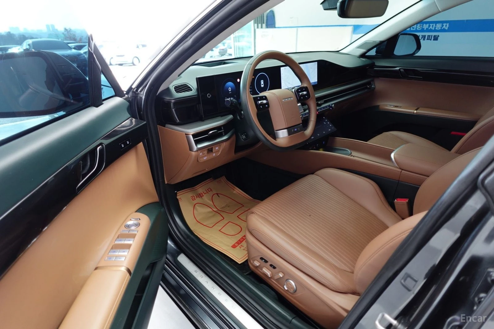 Hyundai Grandeur 2WD Calligraphy* МАСАЖИ* 360* HUD, снимка 7 - Автомобили и джипове - 55423120
