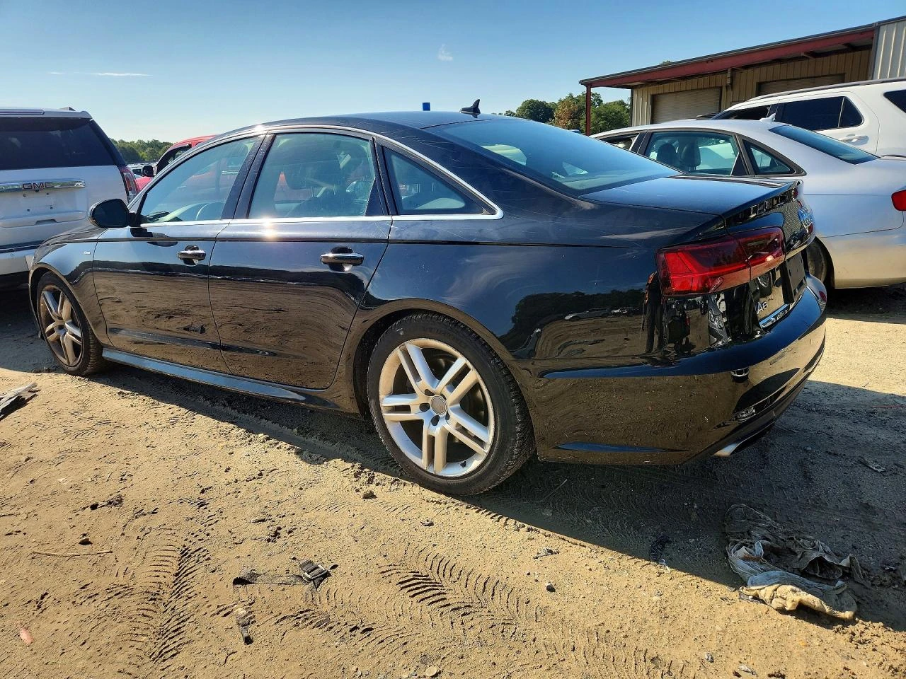 Audi A6 2.0l Premium, снимка 2 - Автомобили и джипове - 56084308