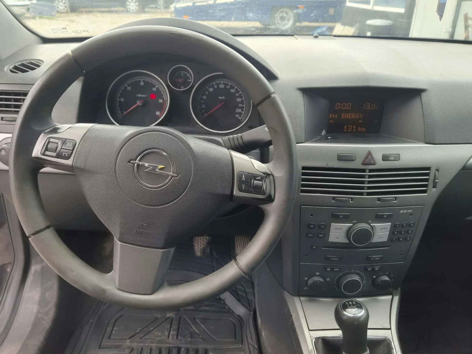 Opel Astra 1.7 dti, снимка 11 - Автомобили и джипове - 56274519