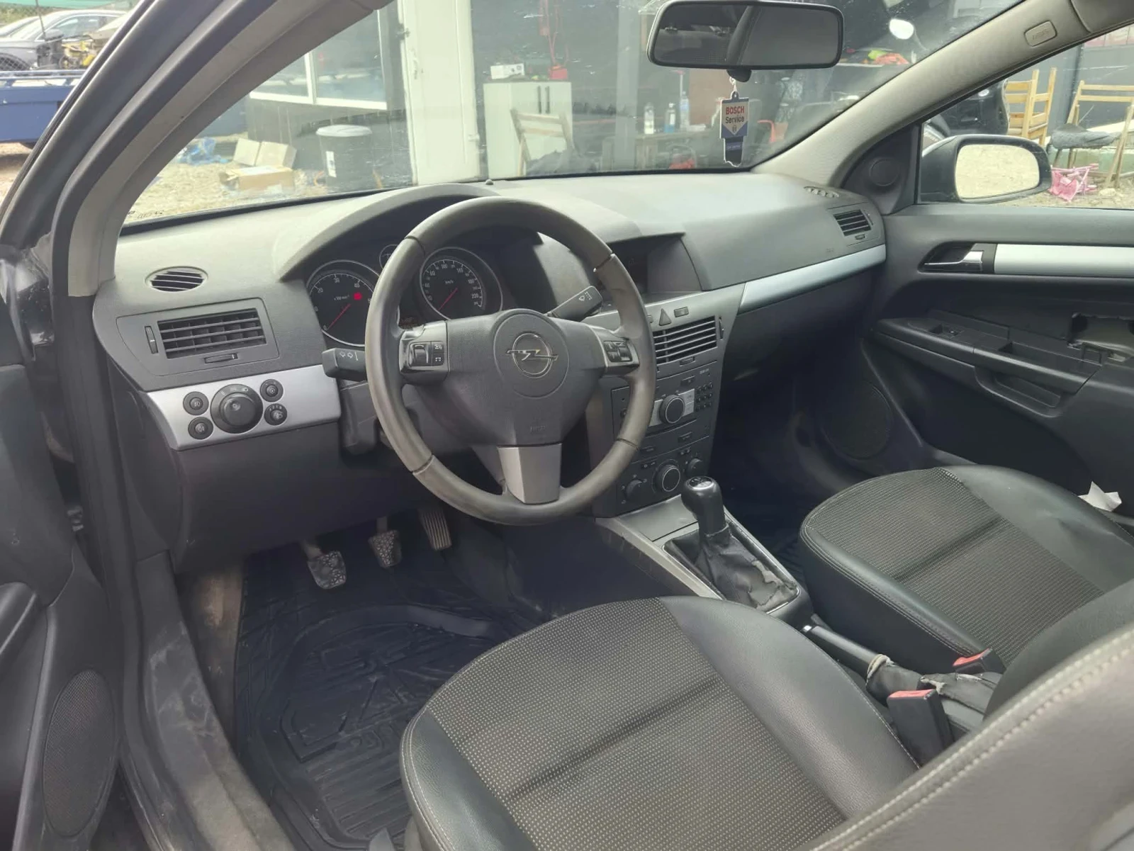 Opel Astra 1.7 dti, снимка 8 - Автомобили и джипове - 56274519