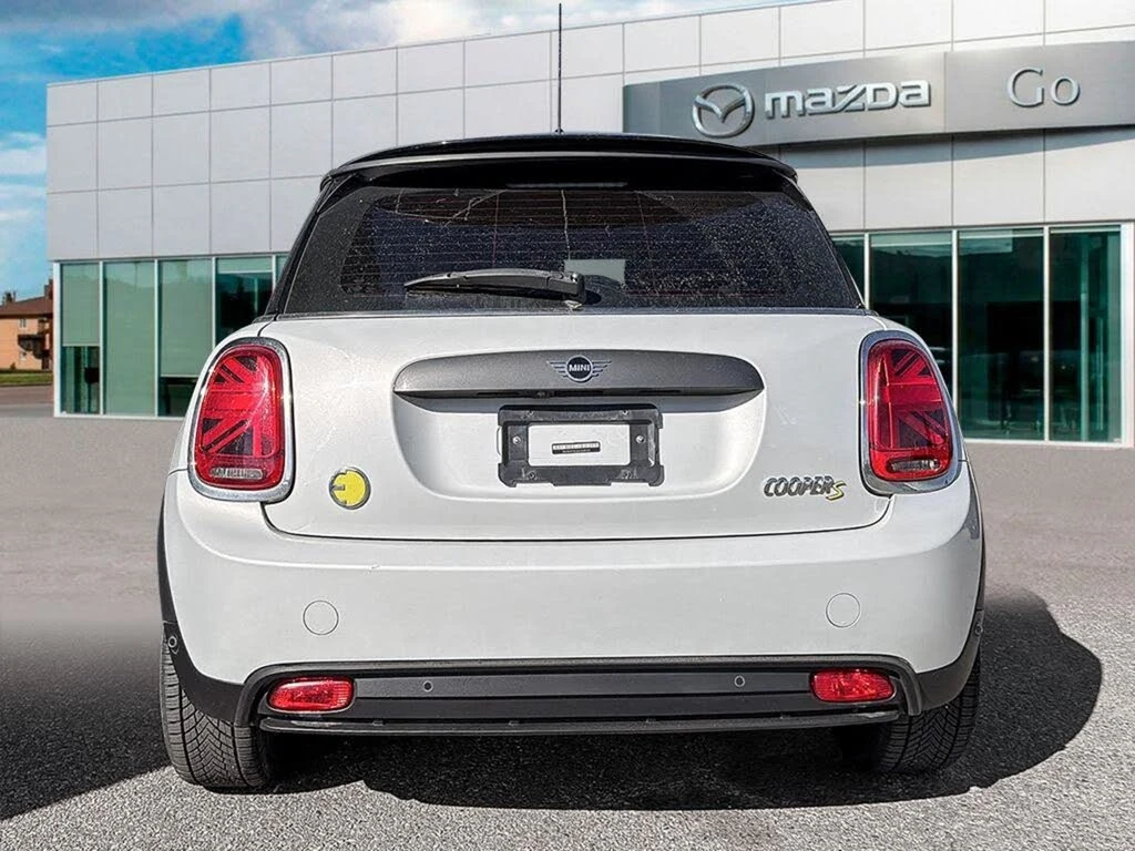 Mini Cooper SE * ПОДГРЕВ * ПАНО * КАМЕРА, снимка 4 - Автомобили и джипове - 56562341