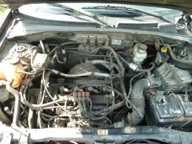 Mazda Tribute 2.3, снимка 7