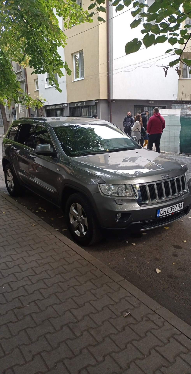 Jeep Grand cherokee, снимка 1 - Автомобили и джипове - 46634107