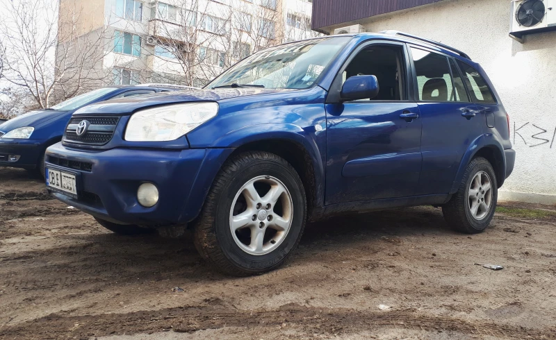 Toyota Rav4, снимка 6 - Автомобили и джипове - 49348370