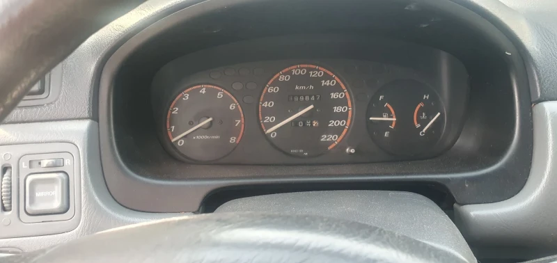 Honda Cr-v Газов инжекцион, снимка 6 - Автомобили и джипове - 52723567