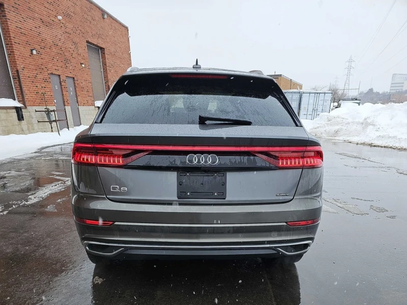 Audi Q8 Technik  CARFAX, снимка 4 - Автомобили и джипове - 53153165